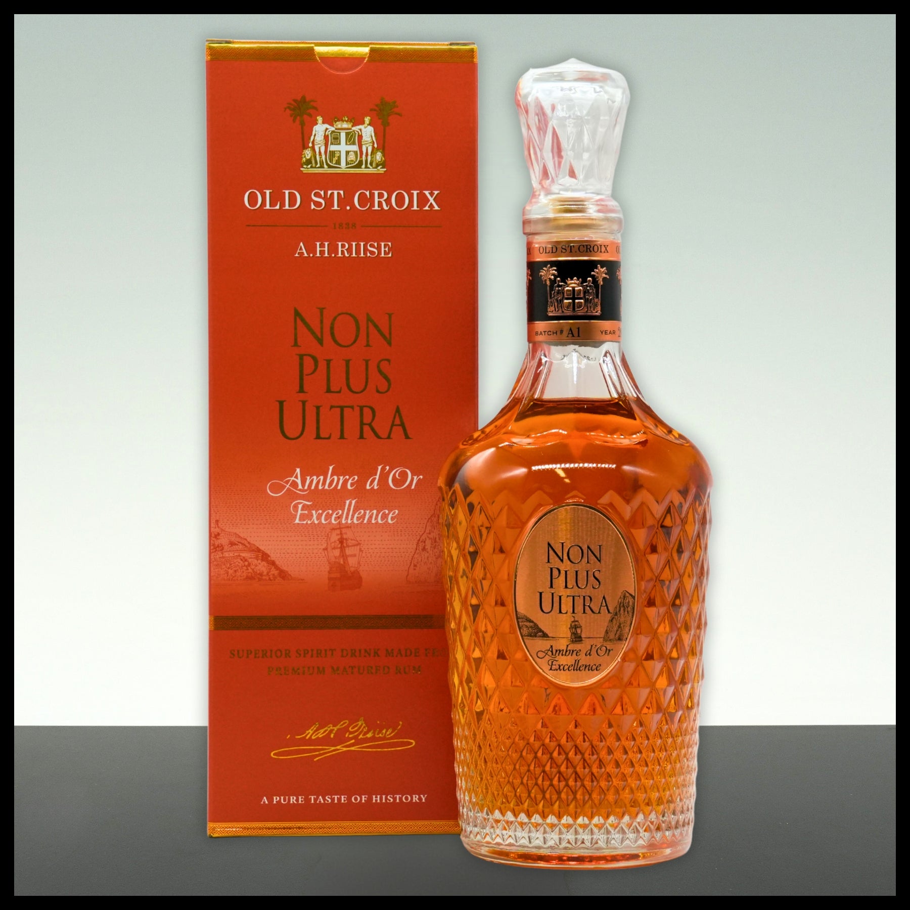 A.H. Riise Non Plus Ultra Ambre d'Or Excellence 0,7L - 42% Vol. - Trinklusiv
