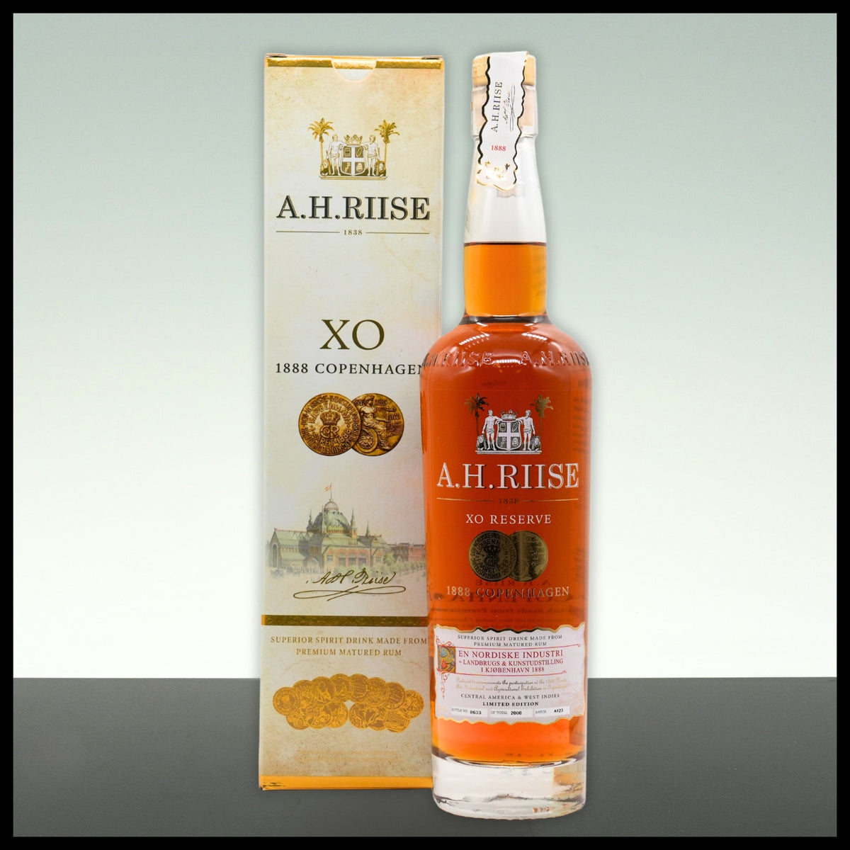 A.H. Riise XO 1888 Copenhagen Gold Medal 0,7L - 40% Vol. - Trinklusiv
