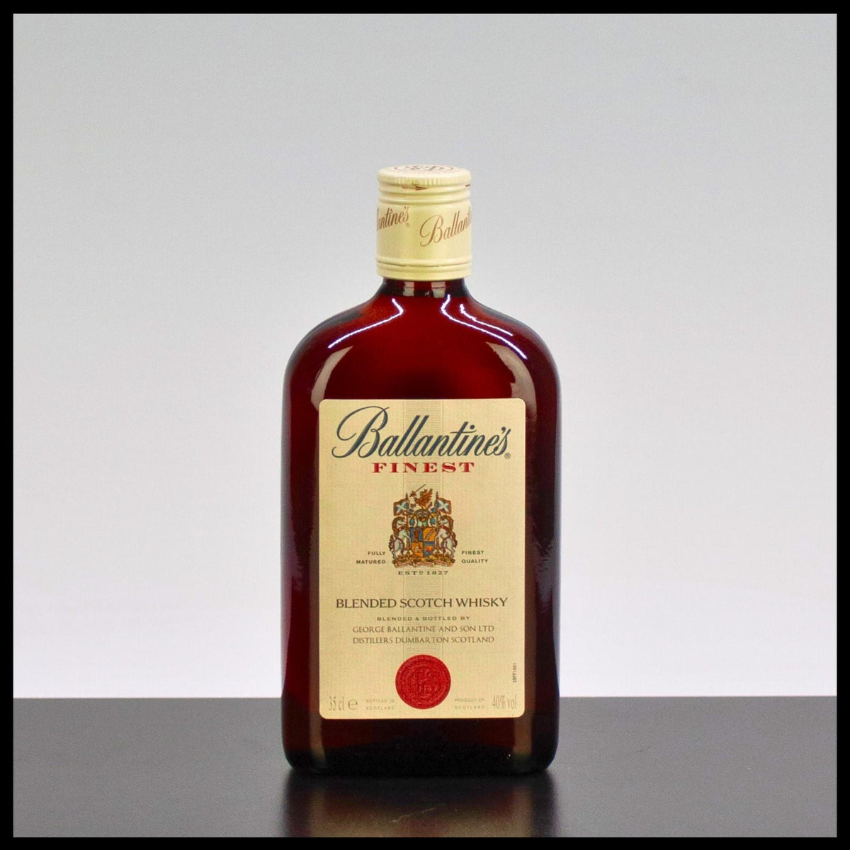 Ballantine's Finest Blended Whisky 0,35L - 40% Vol. - Trinklusiv