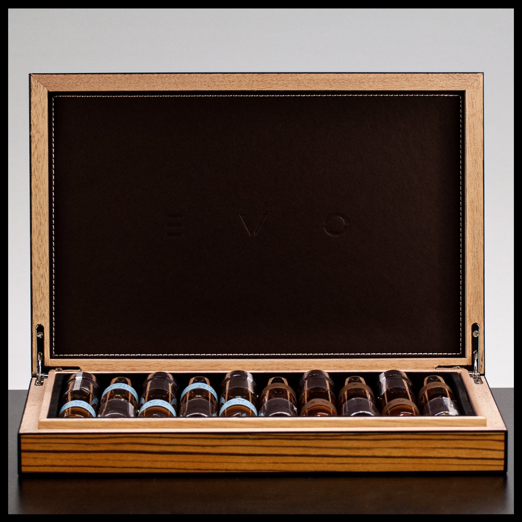Evo Grappa "Cigarcase" 10x 0,05L - 42% Vol. - Trinklusiv