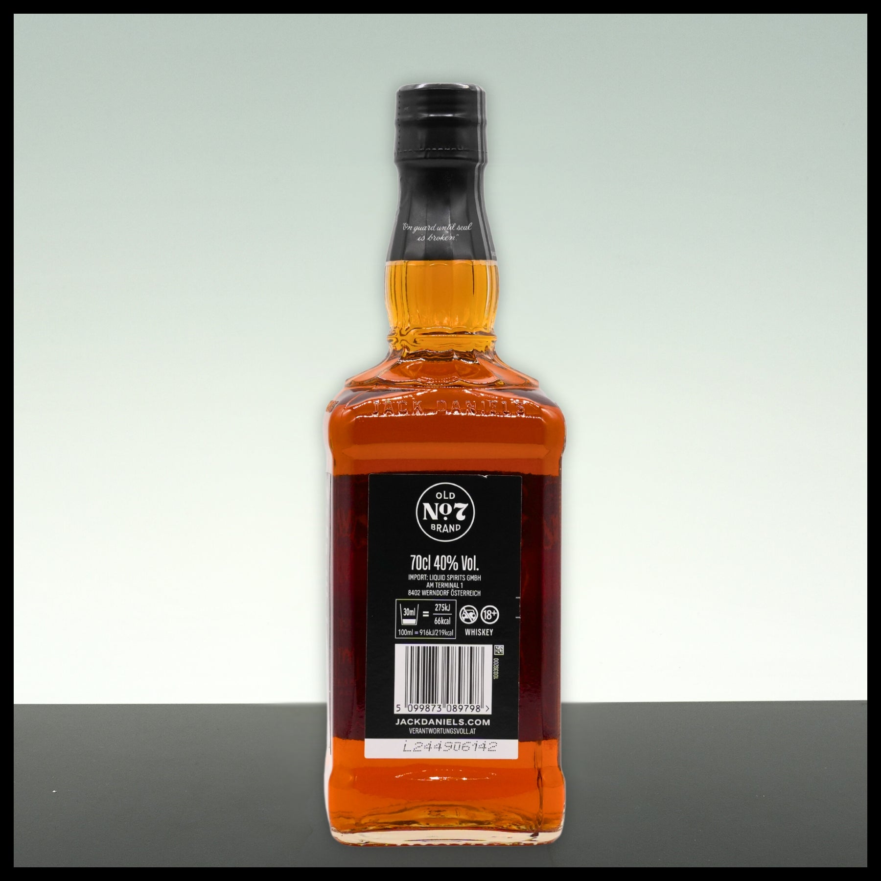 Jack Daniel's Old No. 7 Tennessee Whiskey 0,7L - 40% Vol. - Trinklusiv