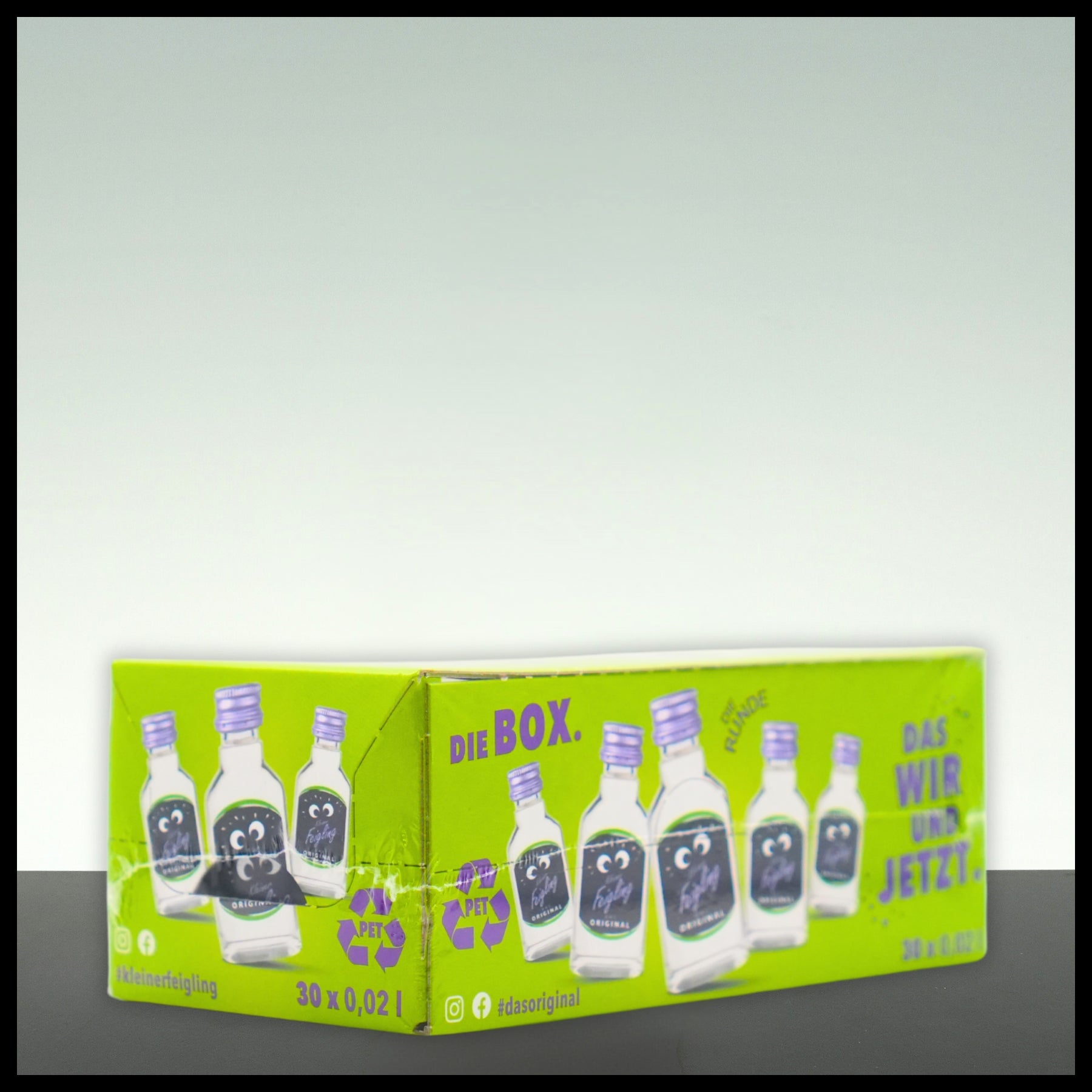 Kleiner Feigling PET Party Box 30x 0,02L - 20% Vol. - Trinklusiv