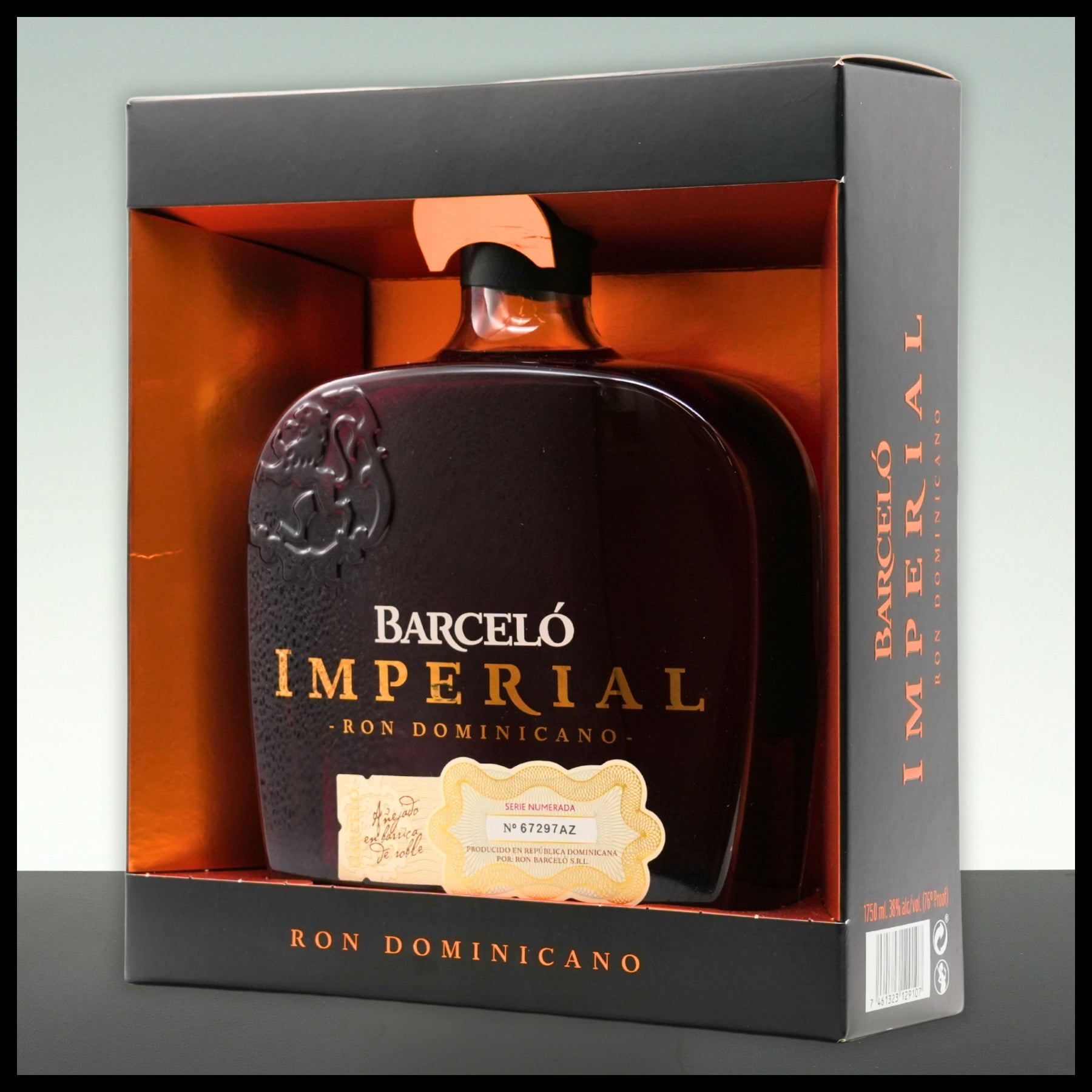 Ron Barcelo Imperial Rum 1,75L - 38% Vol. - Trinklusiv