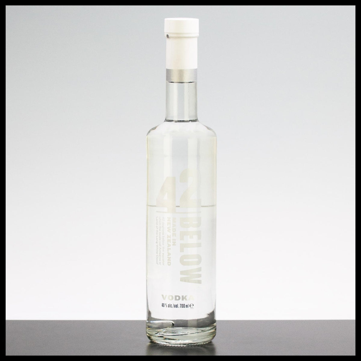 42 Below Pure Vodka 0,7L - 40% Vol. - Trinklusiv