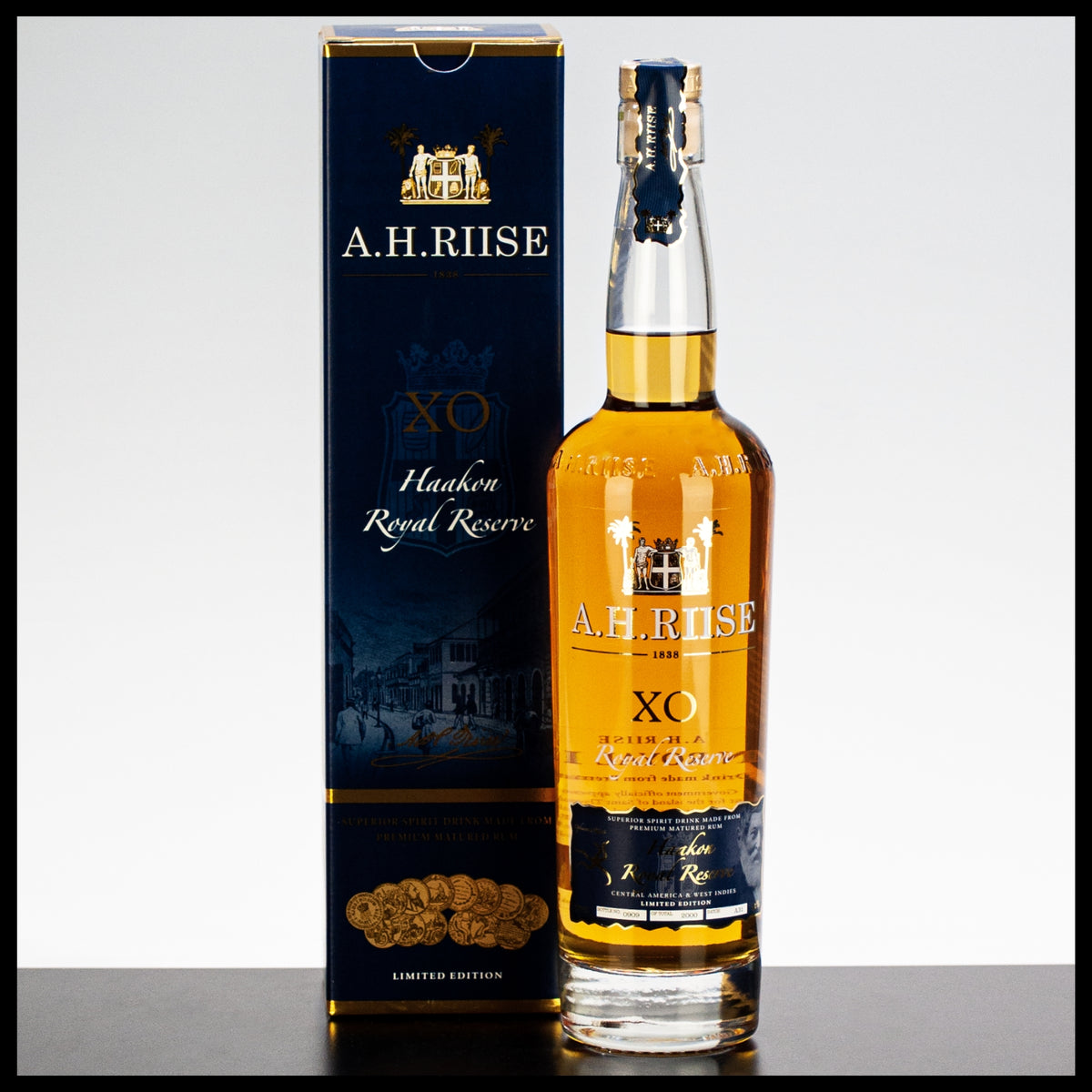 A.H. Riise XO Haakon Royal Reserve 0,7L - 42% Vol. - Trinklusiv