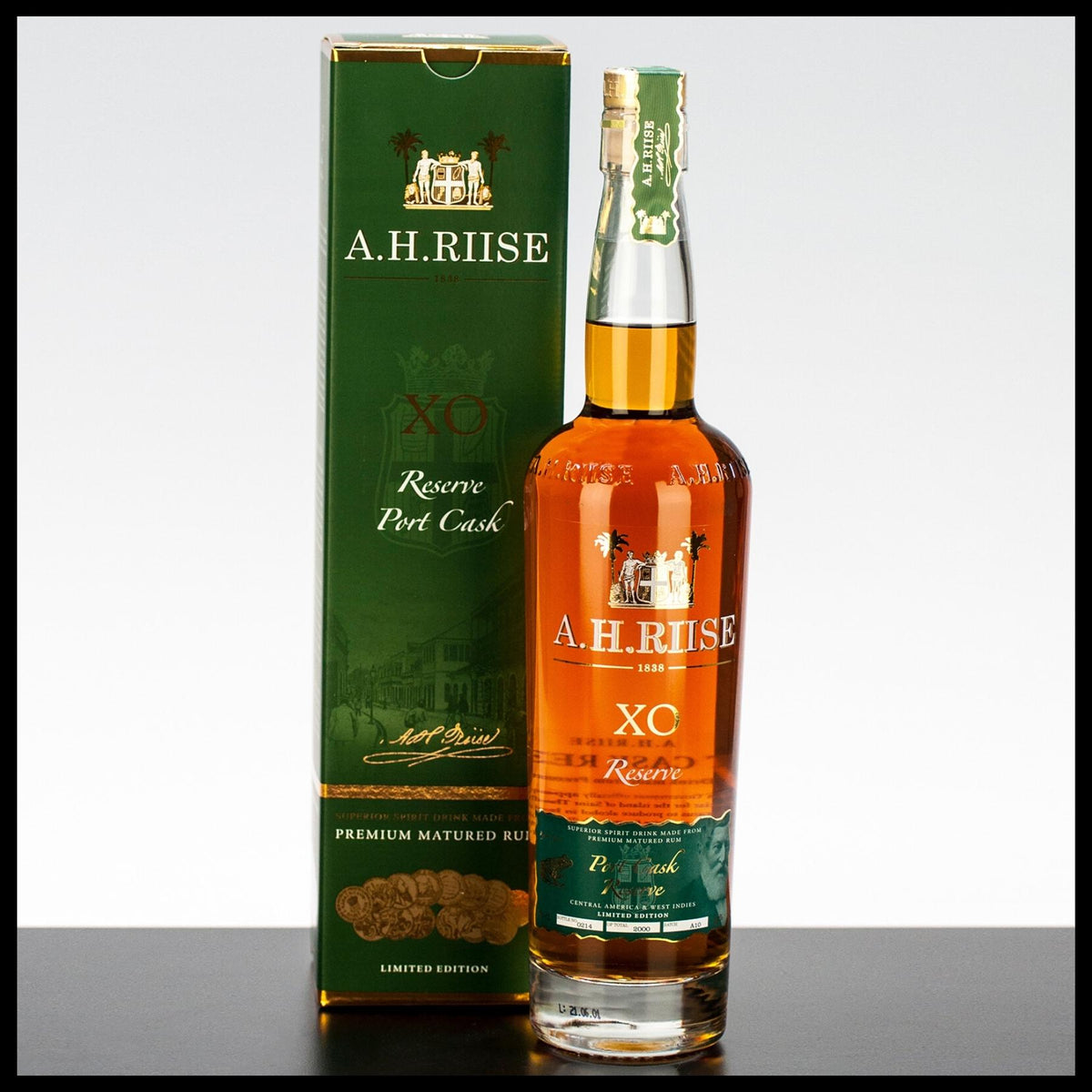 A.H. Riise XO Reserve Port Cask Finish 0,7L - 42% Vol. - Trinklusiv
