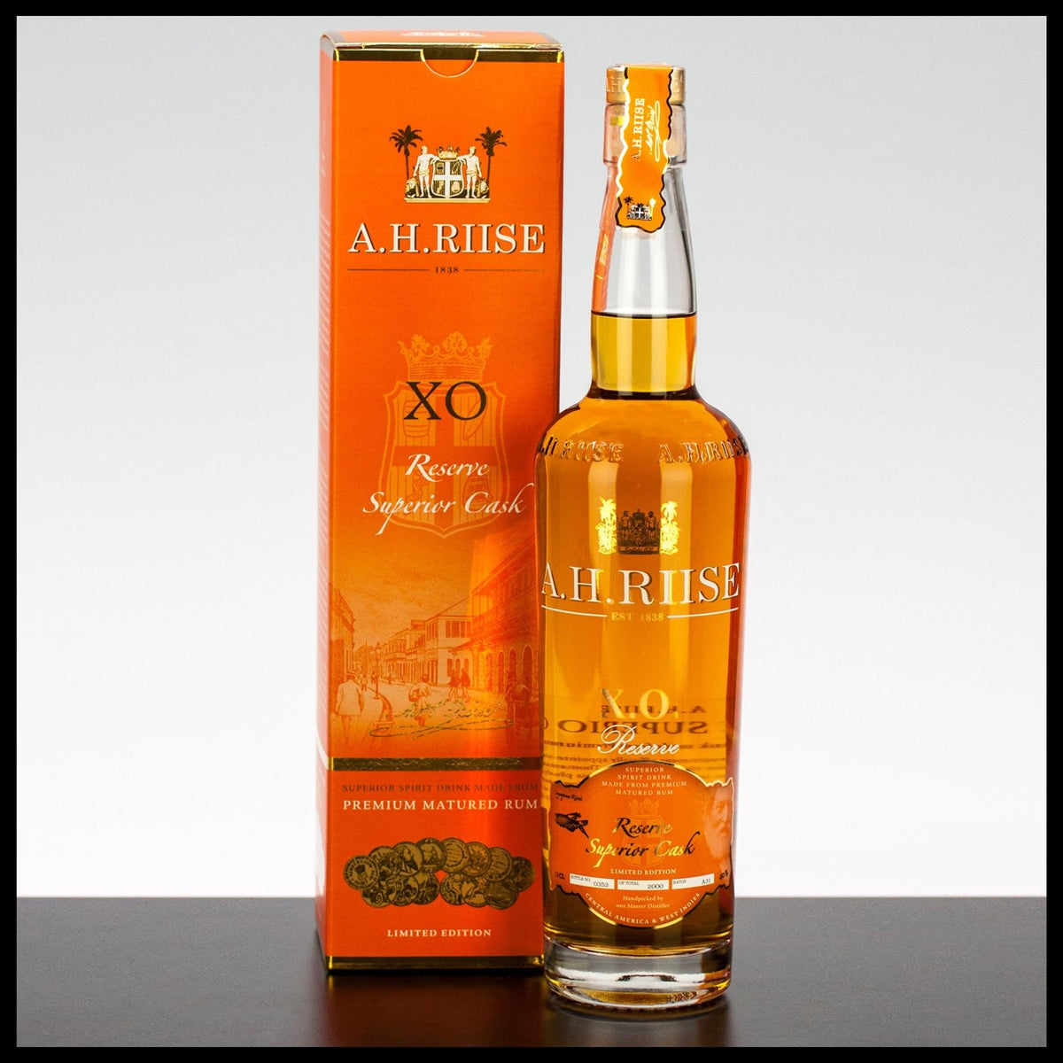 A.H. Riise XO Reserve Superior Cask 0,7L - 40% Vol. - Trinklusiv