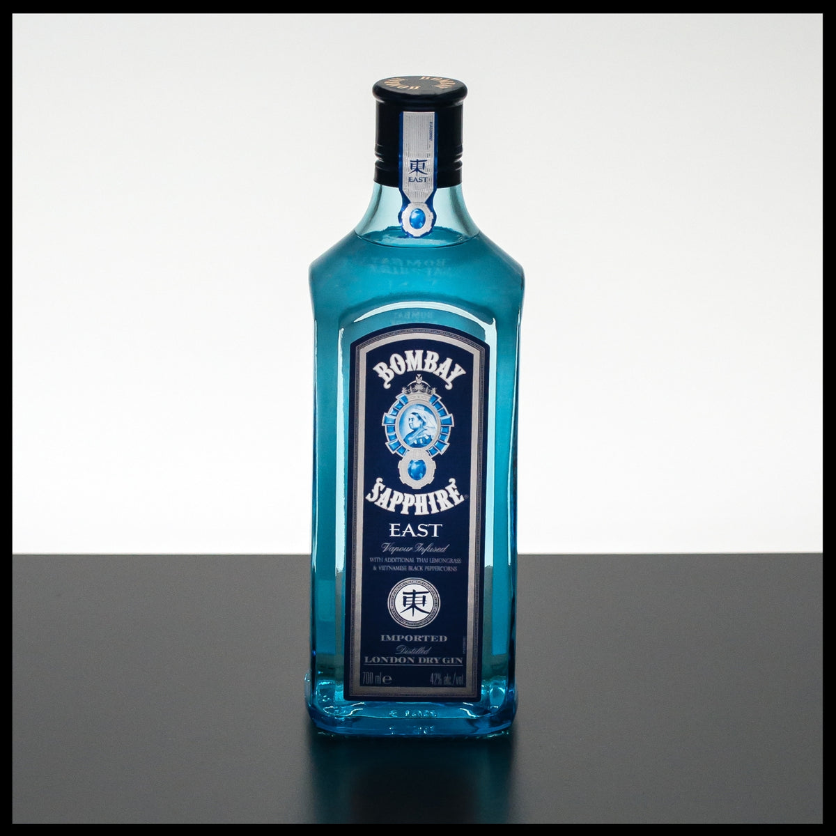 Bombay Sapphire East Gin 0,7L - 42% Vol. - Trinklusiv