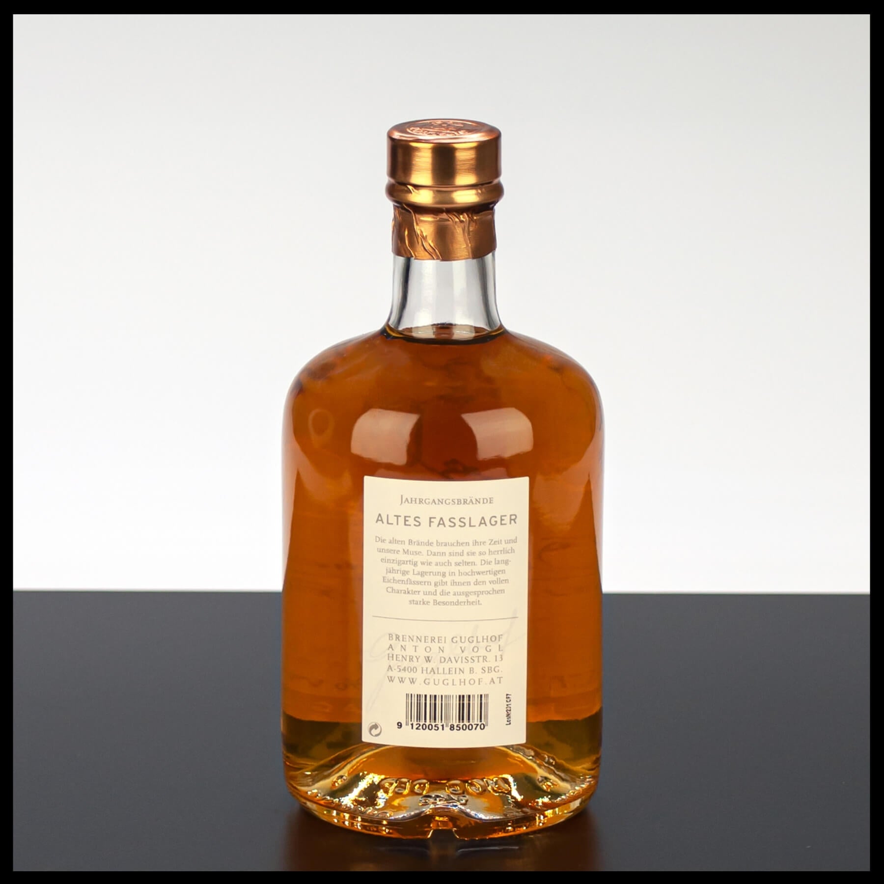 Guglhof Alter Obstbrand 0,7L - 40% Vol. - Trinklusiv