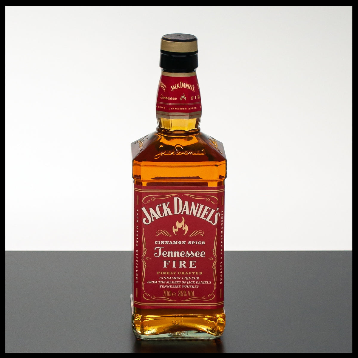 Jack Daniel's Fire 0,7L - 35% Vol. - Trinklusiv