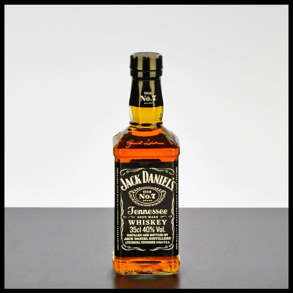 Jack Daniel's Old No. 7 Tennessee Whiskey 0,35L - 40% Vol. - Trinklusiv