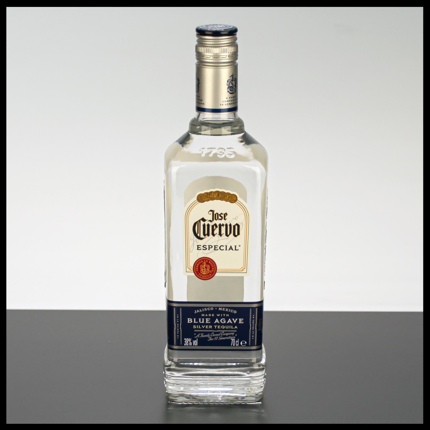 Jose Cuervo Especial Silver Tequila 0,7L - 38% Vol. - Trinklusiv