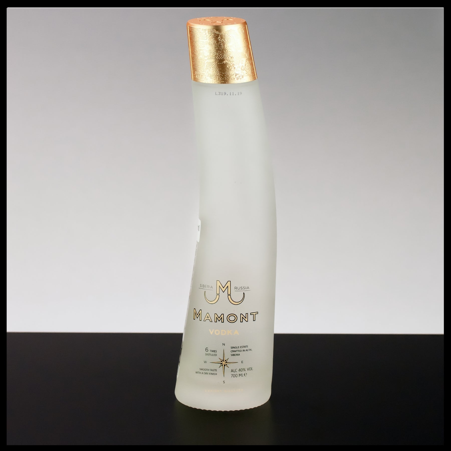 Mamont Vodka 0,7L - 40% - Trinklusiv