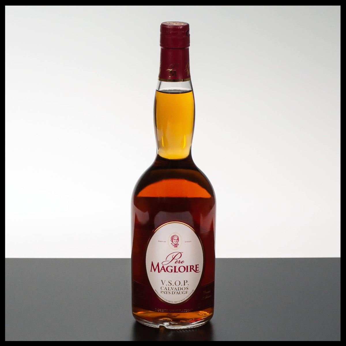 Pere Magloire Calvados VSOP 0,7L - 40% Vol. - Trinklusiv