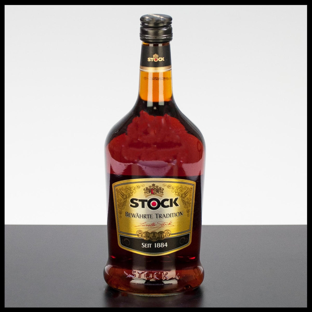 Stock Bewährte Tradition Weinbrand 1L - 34% Vol. - Trinklusiv