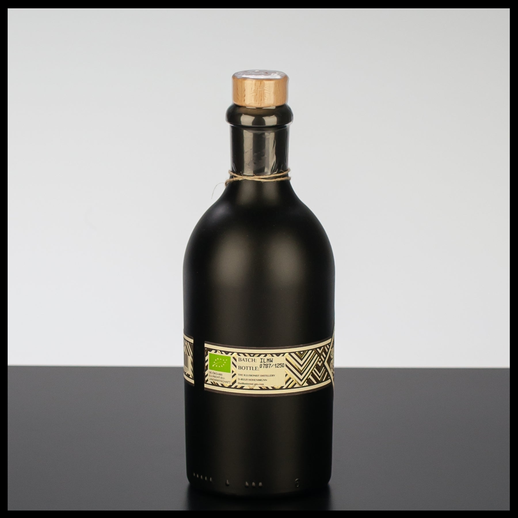 The Illusionist Dry Gin 0,5L - 45% Vol. - Trinklusiv