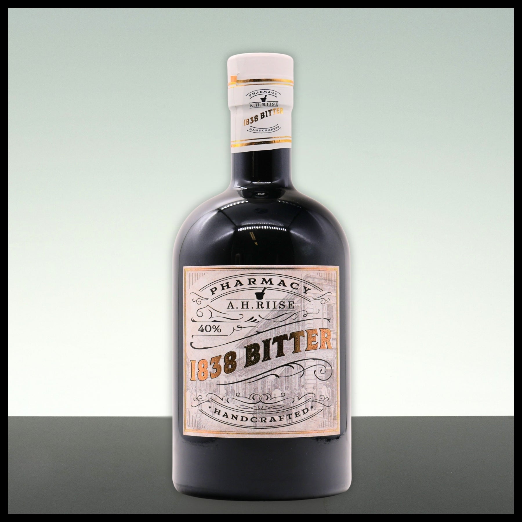 A.H. Riise Pharmacy 1838 Bitter 0,7L - 40% Vol. - Trinklusiv