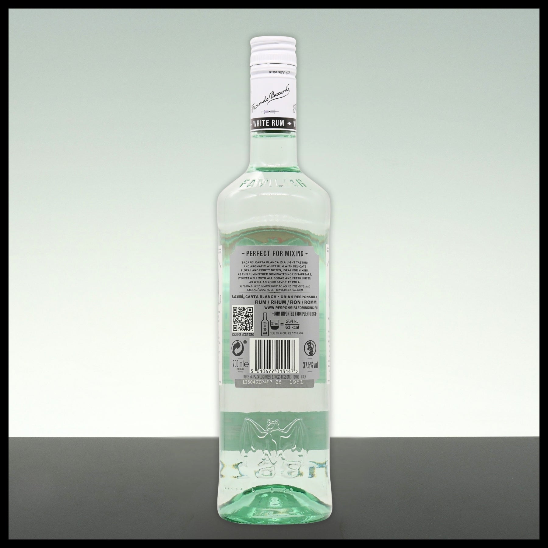 Bacardi Carta Blanca Superior White Rum 0,7L - 37,5% Vol.