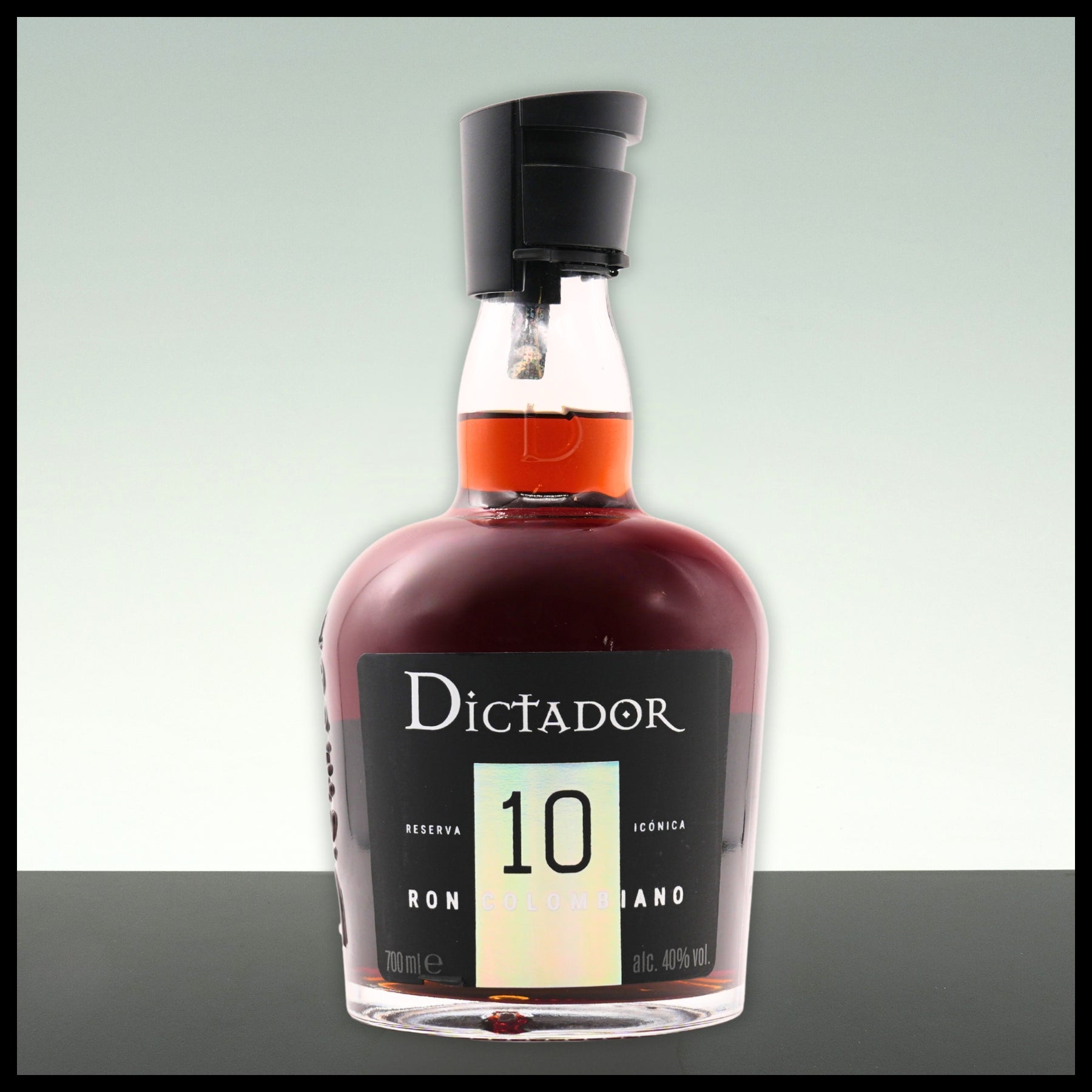Dictador 10 YO Rum 0,7L - 40% Vol. - Trinklusiv