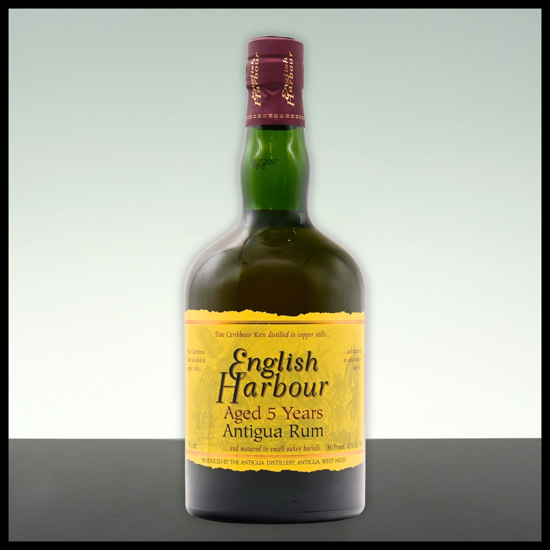 English Harbour 5 YO Antigua Rum 0,7L - 40% Vol. - Trinklusiv