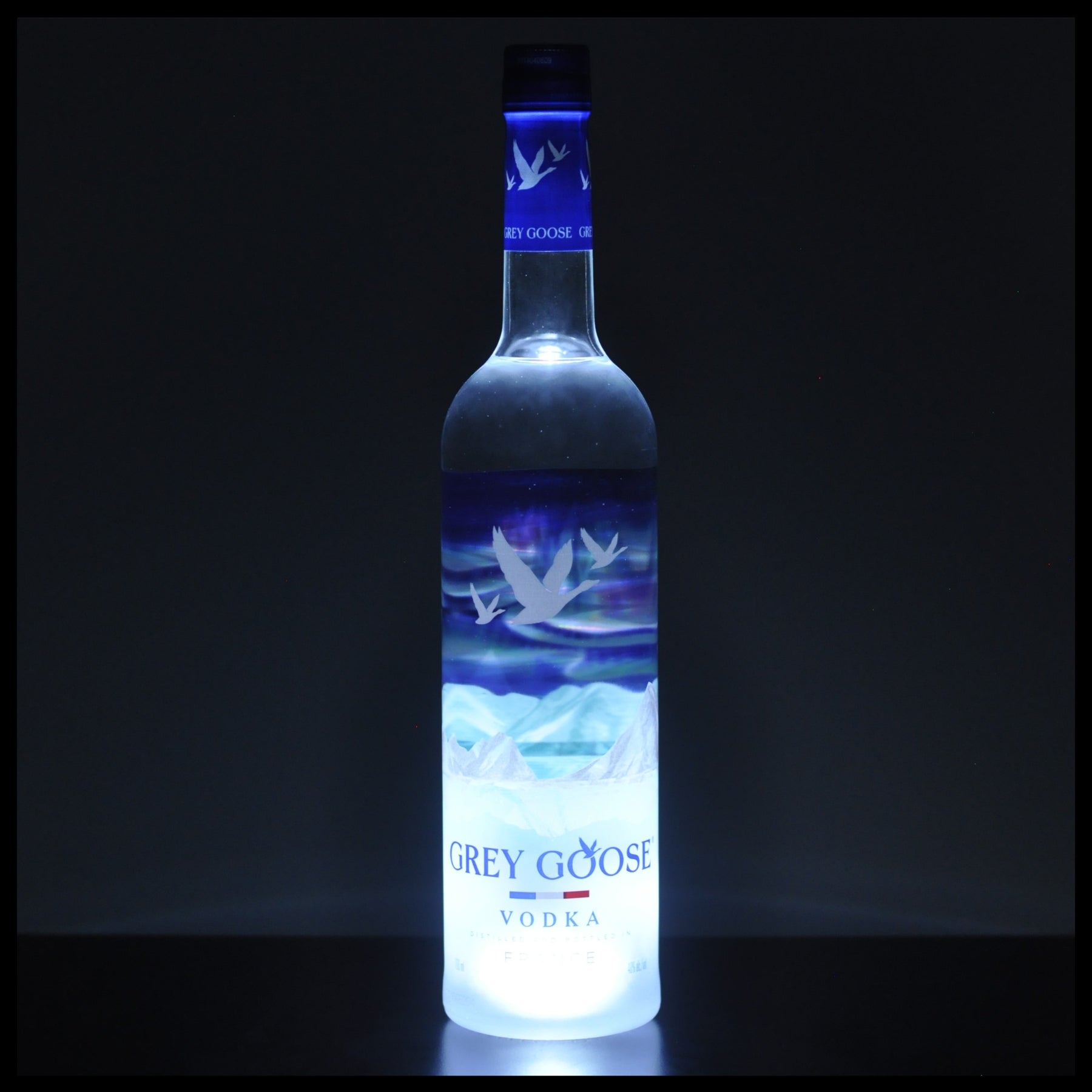 Grey Goose Vodka Northern Lights Edition mit LED 0,7L - 40% Vol.
