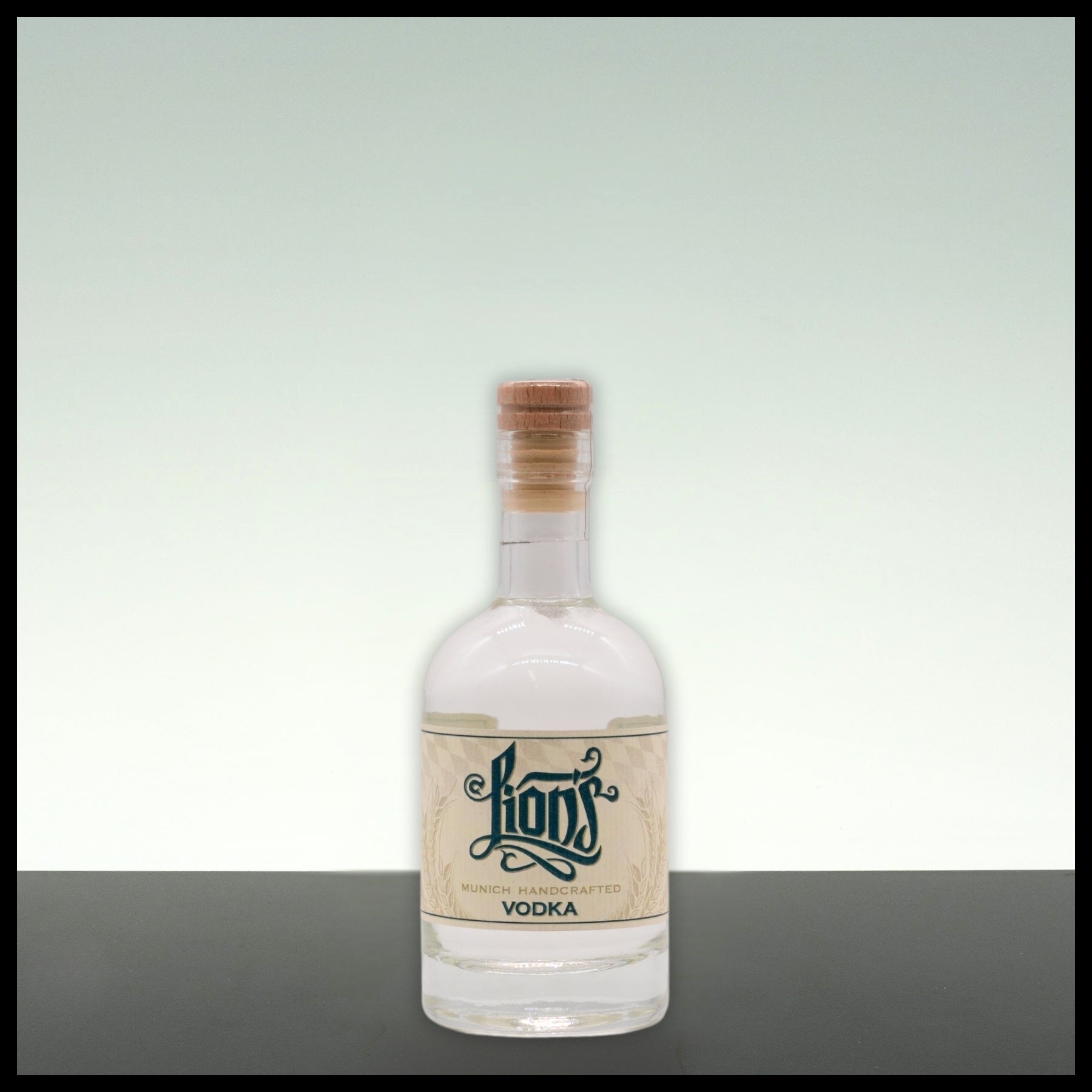 Lions Vodka Miniatur 0,1L - 40% Vol.