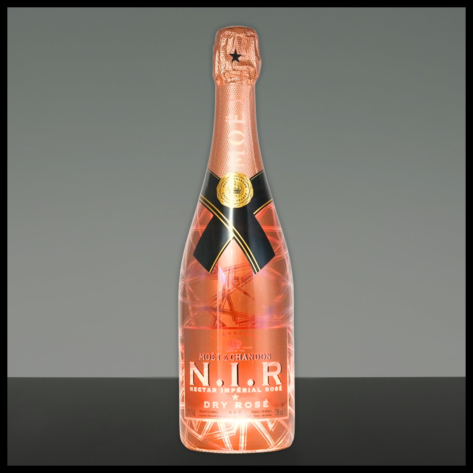 Moët & Chandon Nectar Imperial Rosé mit LED 0,75L - 12% Vol. - Trinklusiv