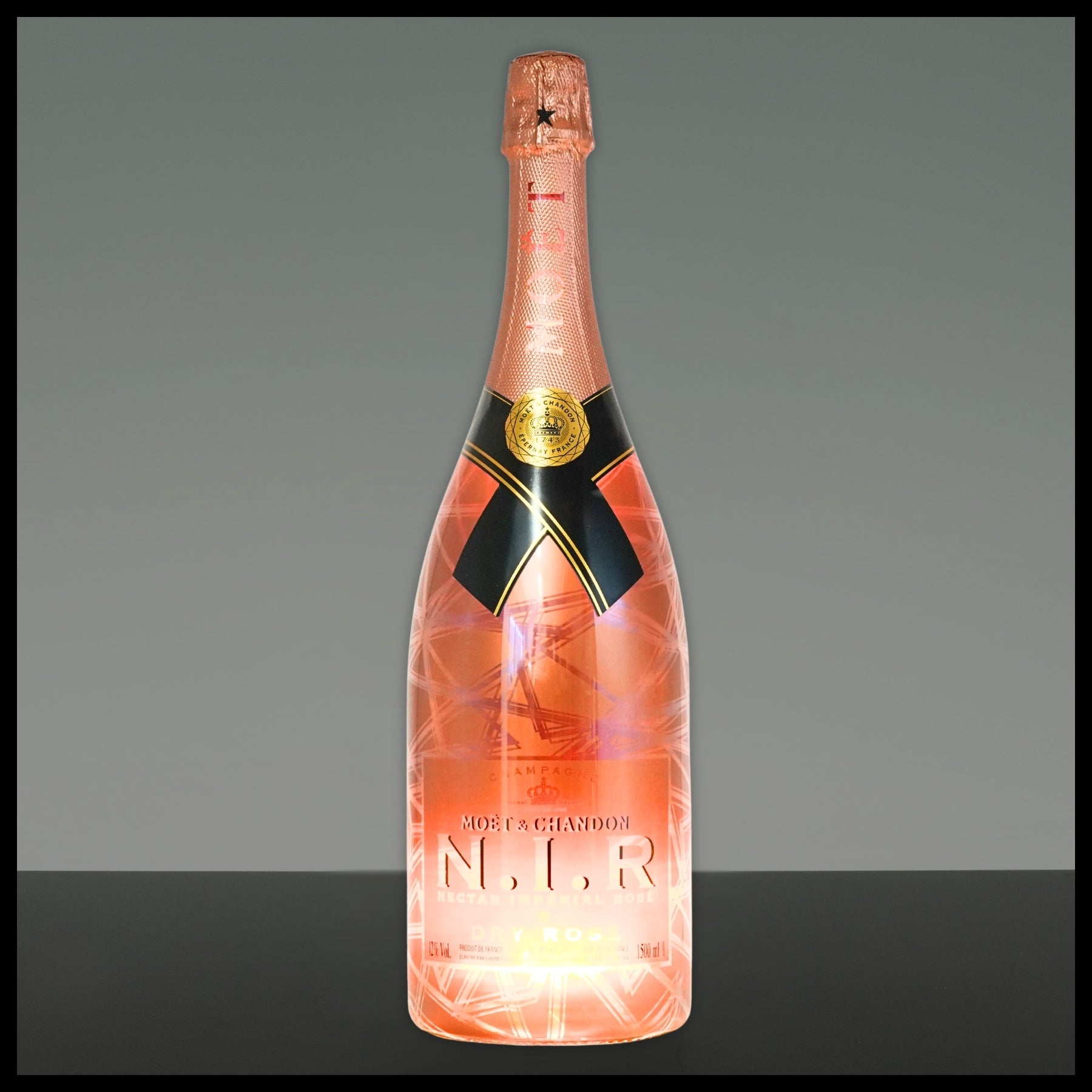 Moët & Chandon Nectar Imperial Rosé mit LED 1,5L - 12% Vol. - Trinklusiv