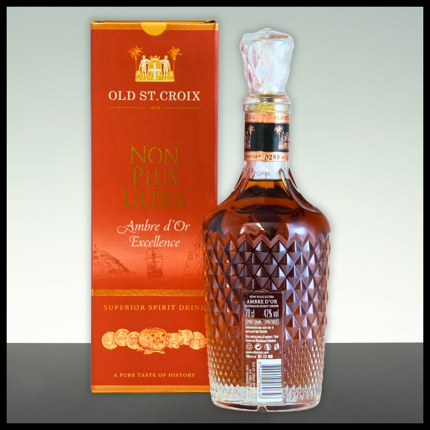 A.H. Riise Non Plus Ultra Ambre d'Or Excellence 0,7L - 42% Vol. - Trinklusiv