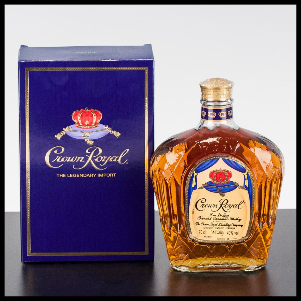 Crown Royal Canadian Whisky 0,7L - 40% Vol. - Trinklusiv
